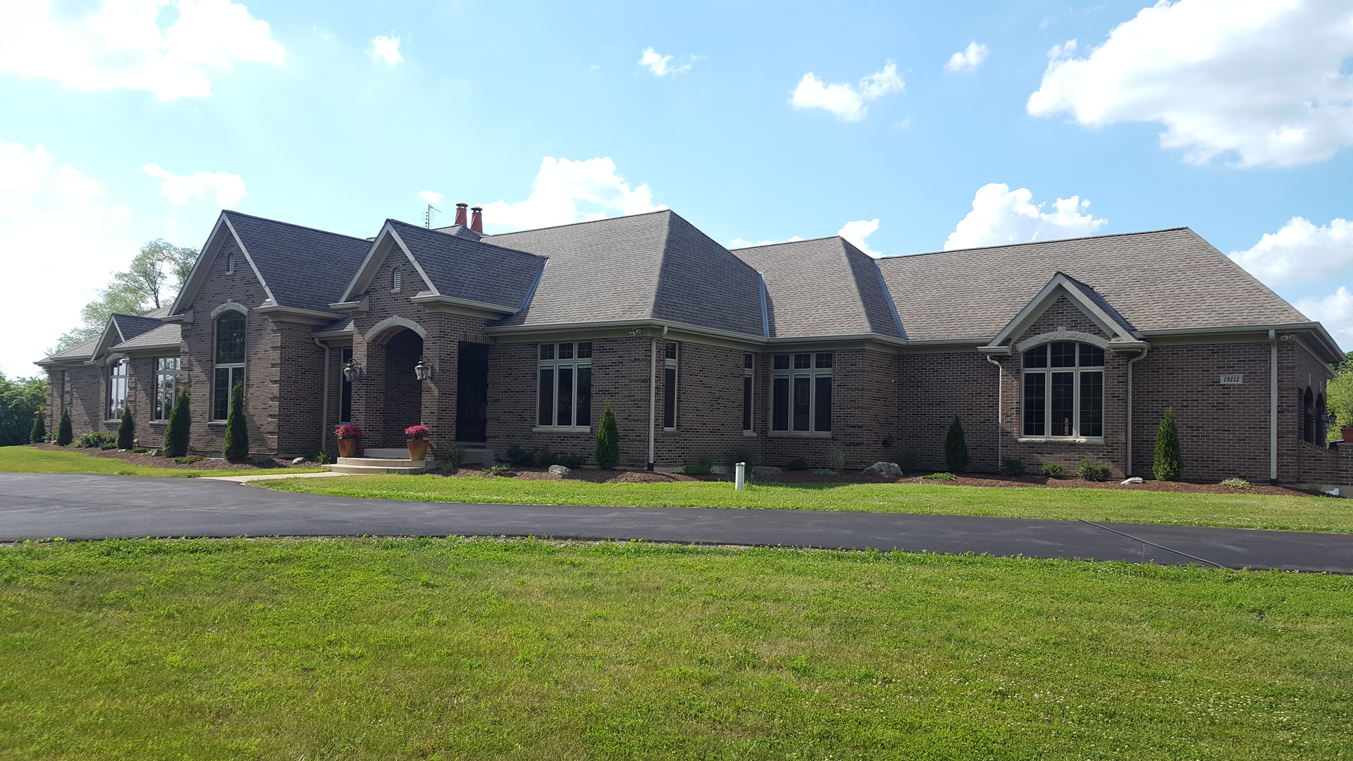 19212 Lincoln Road Harvard, IL 60033 - Photo 3 of 56