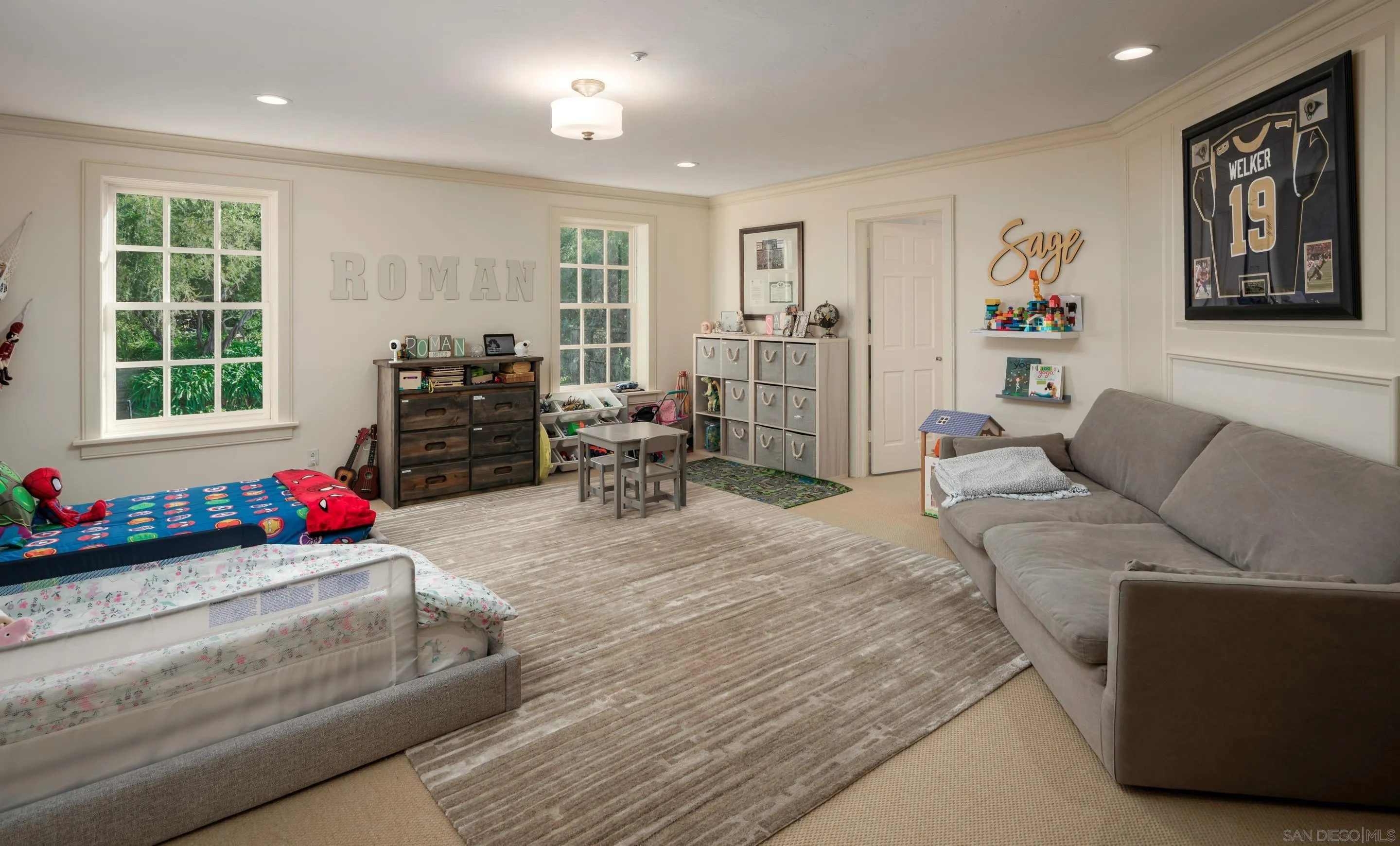 6502 Via Vista Canada Rancho Santa Fe, CA 92067 - Photo 35 of 55 a living room with furniture and window