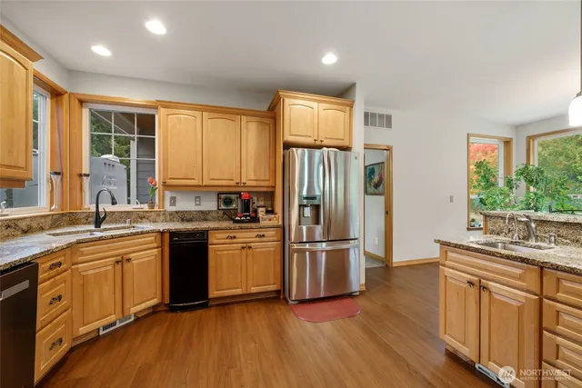 $1,249,950 | 3507 366th Street East, Roy, WA 98580