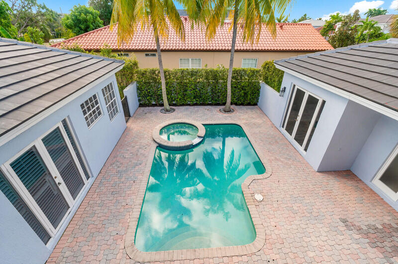1710 Southwest 2nd Avenue Boca Raton, FL 33432 - Photo 27 of 29 a view of an outdoor space with a swimming pool