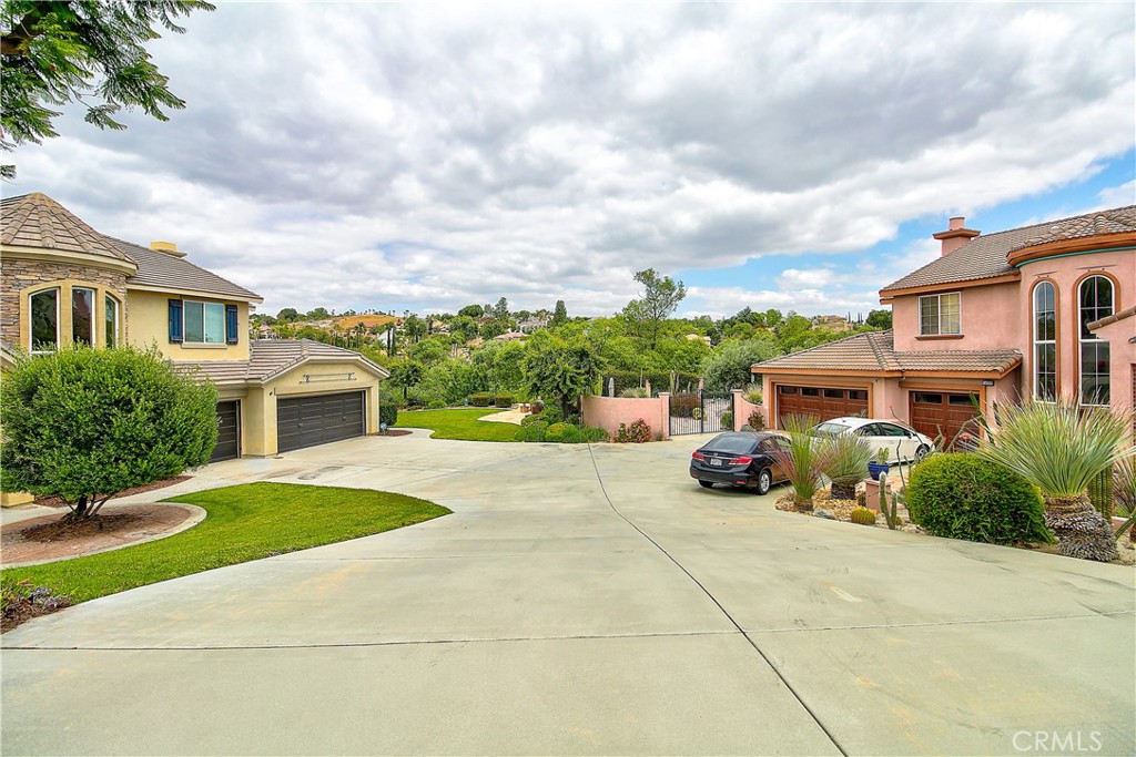 14182 Crystal View Terrace Riverside, CA 92508 - Photo 8 of 74