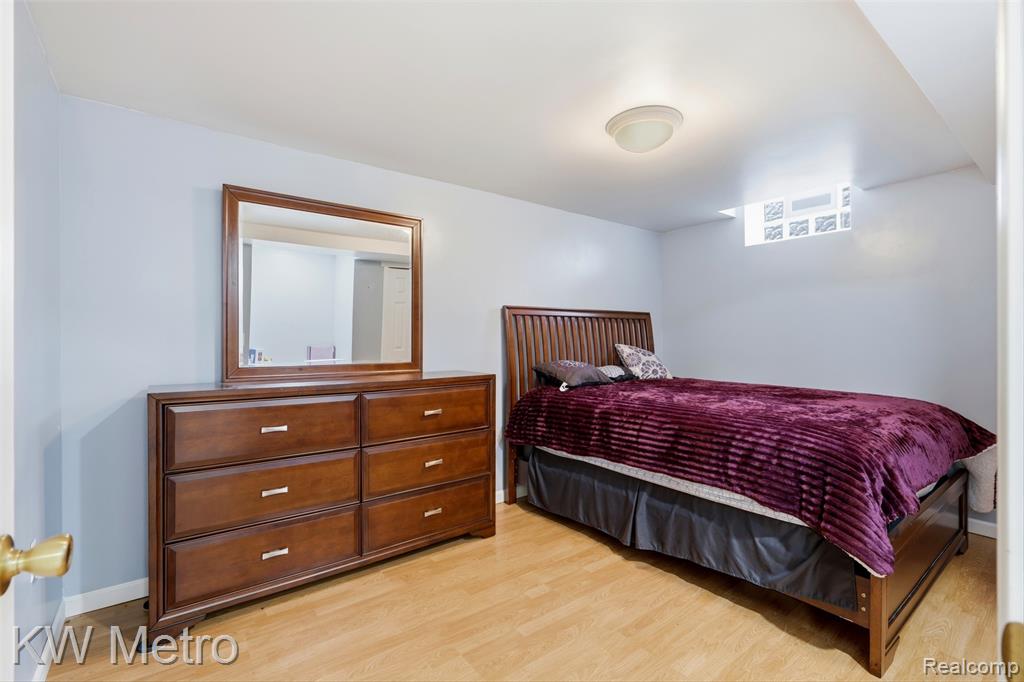 887 Grovecrest Rochester Hills, MI 48307 - Photo 37 of 42