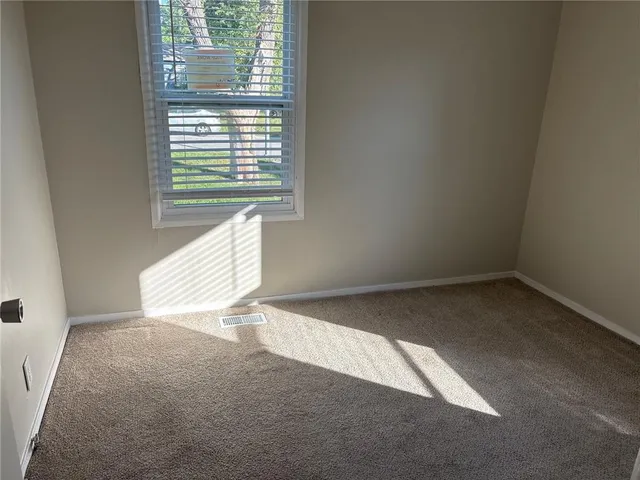 $132,000 | 6310 East 153 Street, Grandview, MO 64030