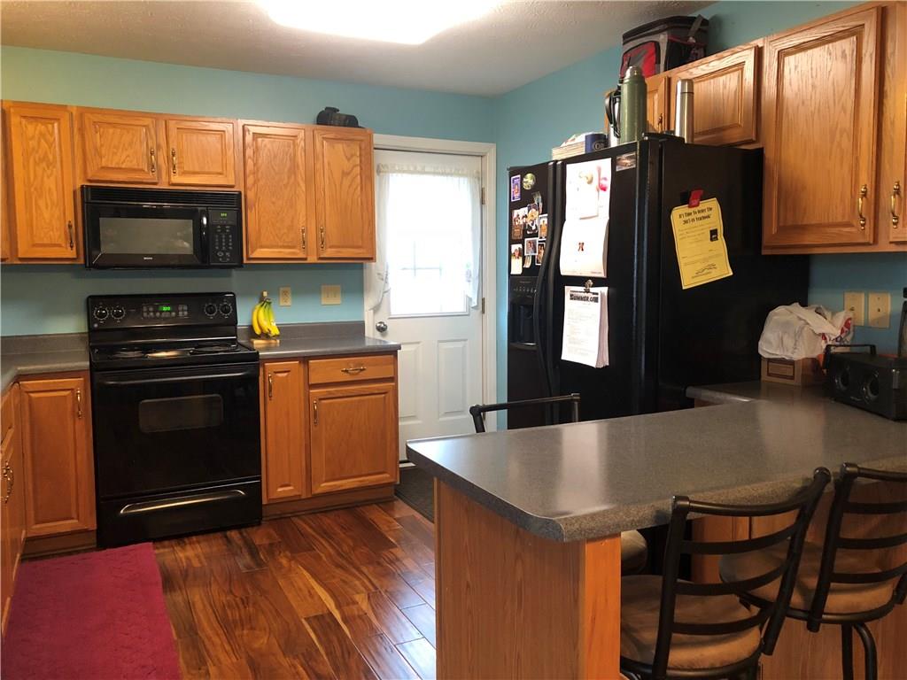 858 Cheriwood Road Pulaski, PA 16143 - Photo 3 of 19 Gallery Image 3