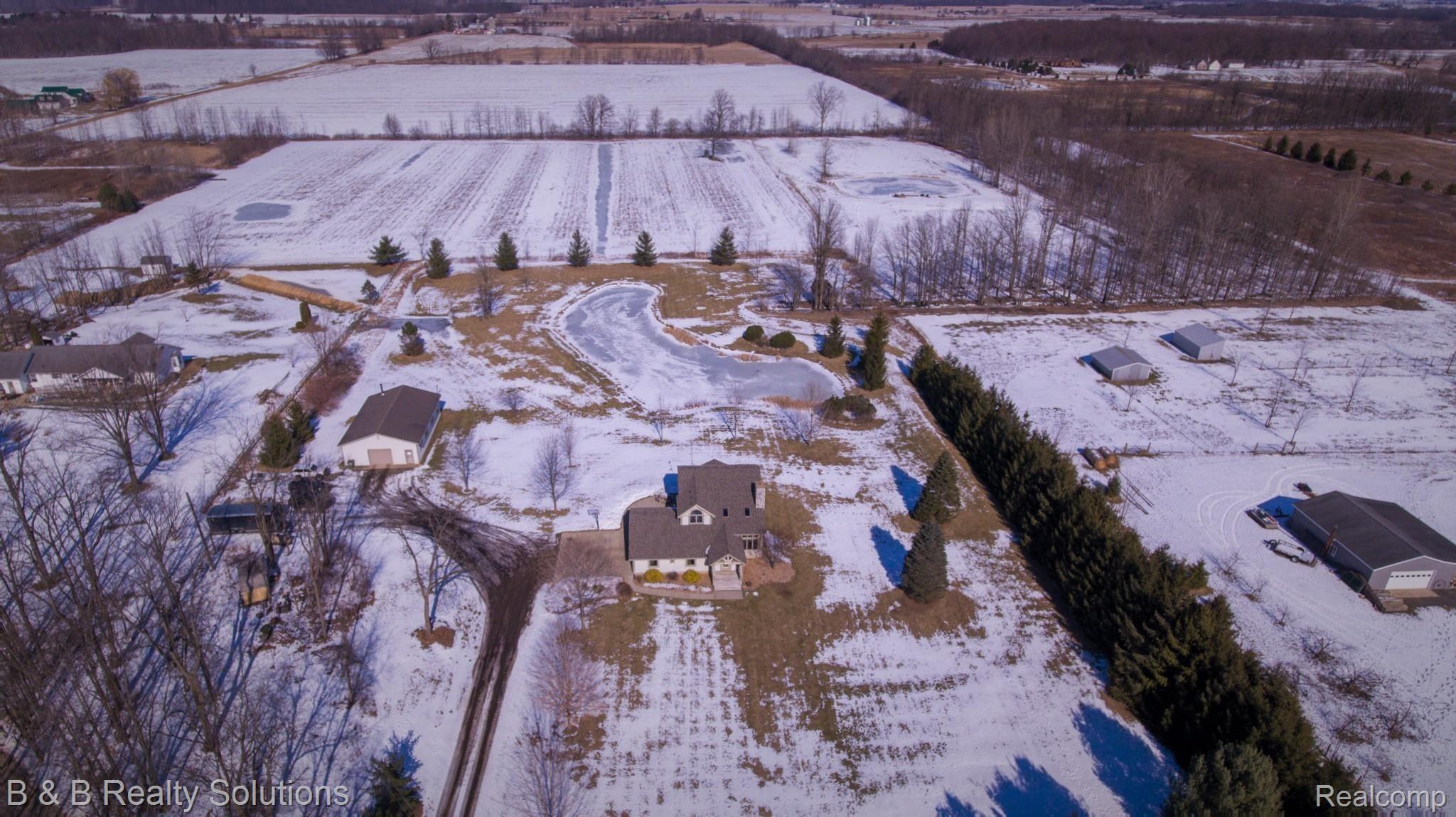 2457 Dodds Road North Branch, MI 48461 - Photo 61 of 71 DJI_0019.jpg