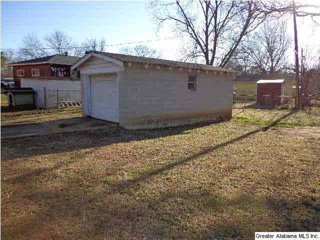 402 Susan Lane Birmingham, AL 35228 - Photo 4 of 17