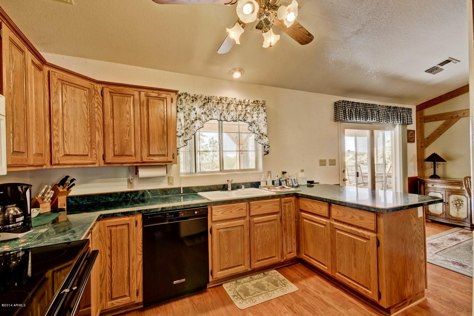 720 South Holmes Road Apache Junction, AZ 85119 - Photo 5 of 60 Holmes (30)