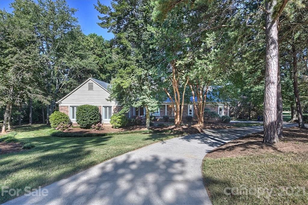 19513 Natalie Road Cornelius, NC 28031 - Photo 1 of 47 Gallery Image 1