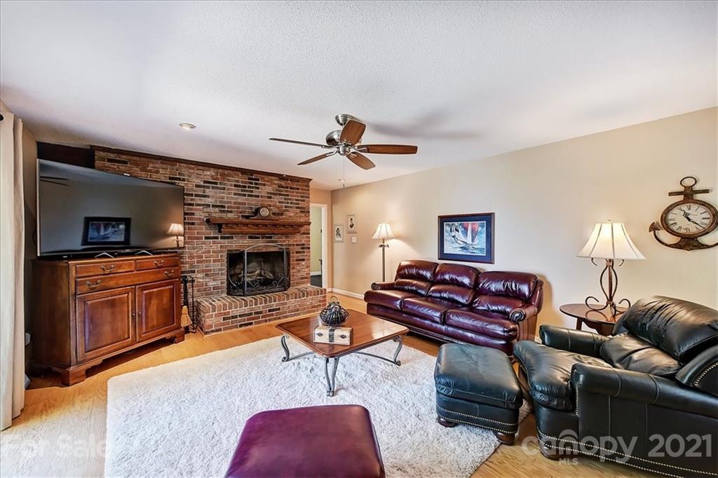 19513 Natalie Road Cornelius, NC 28031 - Photo 24 of 47 Gallery Image 24