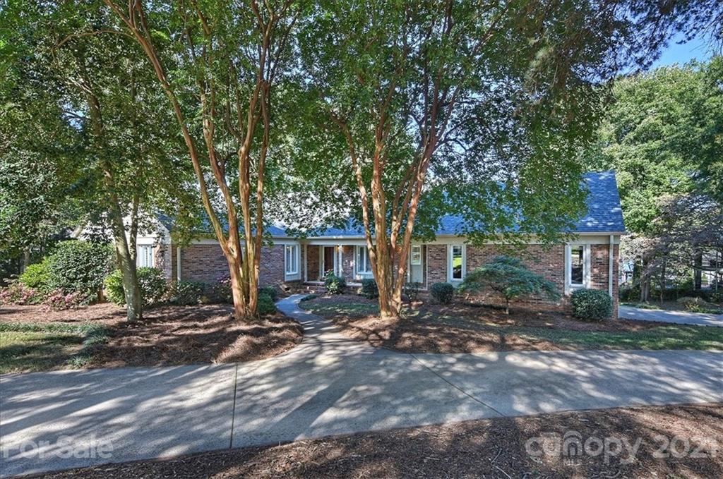 19513 Natalie Road Cornelius, NC 28031 - Photo 4 of 47 Gallery Image 4