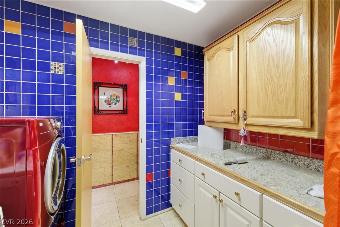 3040 Westwind Road Las Vegas, NV 89146 - Photo 13 of 44