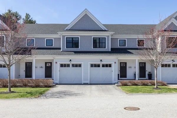 $899,000 | 26 Southfield Lane, Unit 26, Sherborn, MA 01770