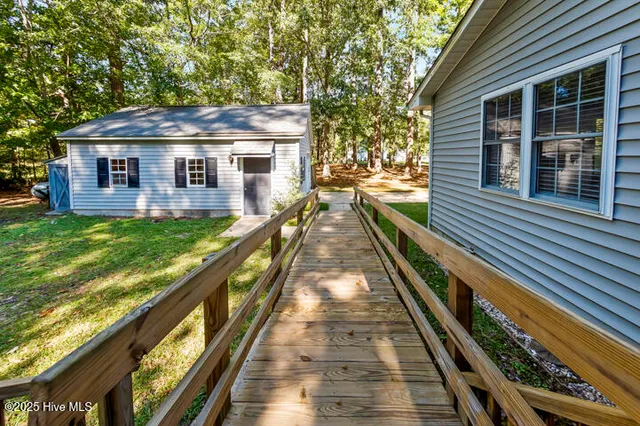 $425,000 | 7103 Brigantine Boulevard, Oriental, NC 28571