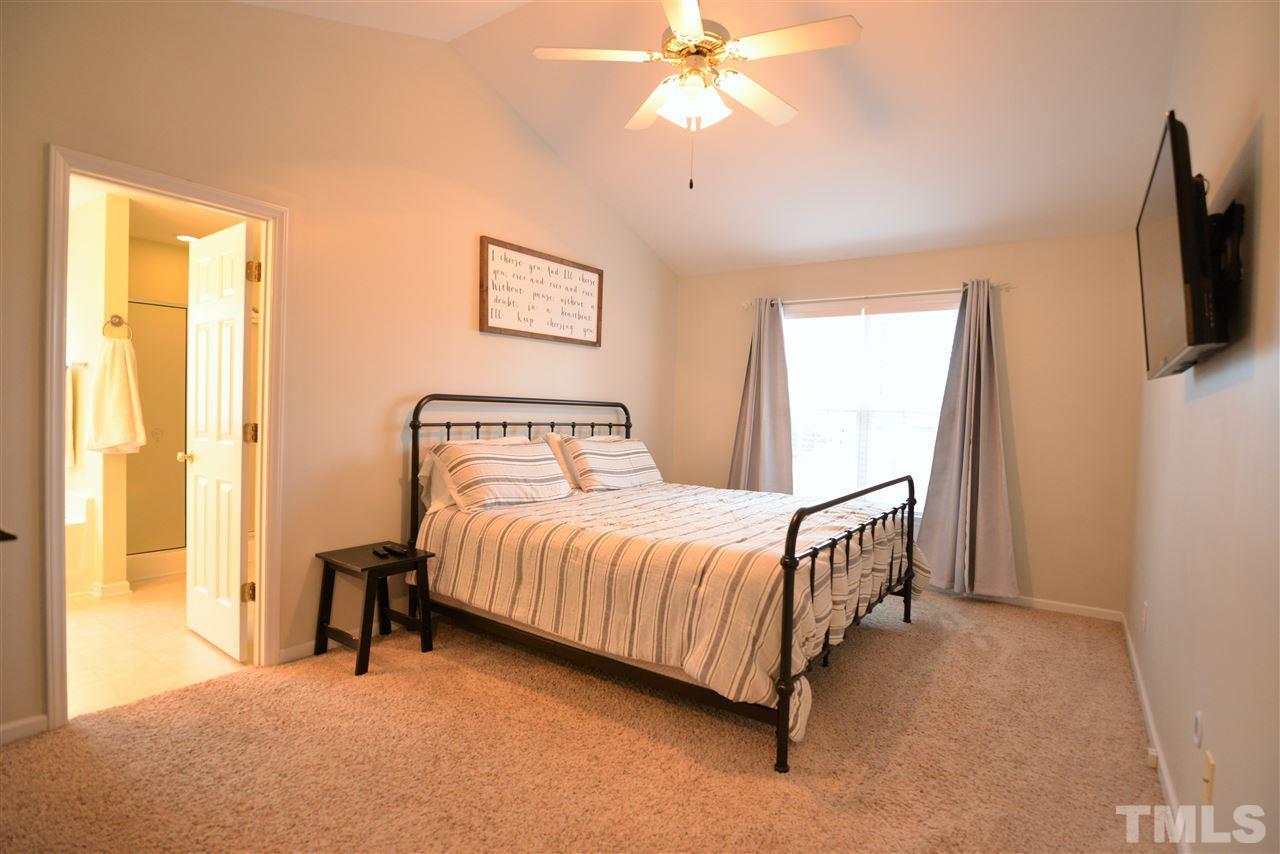 1328 Smith Road Smithfield, NC 27577 - Photo 11 of 30 Gallery Image 11