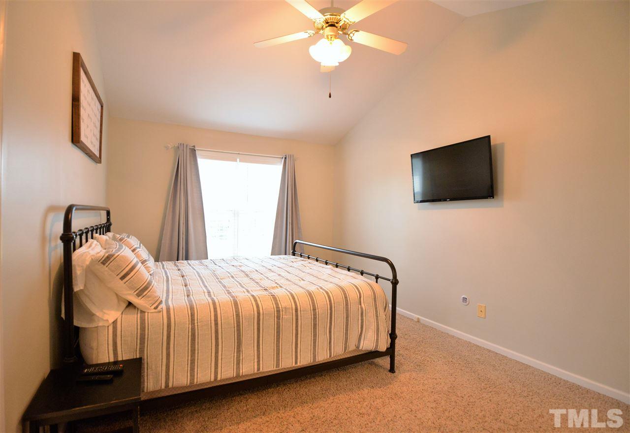 1328 Smith Road Smithfield, NC 27577 - Photo 13 of 30 Gallery Image 13
