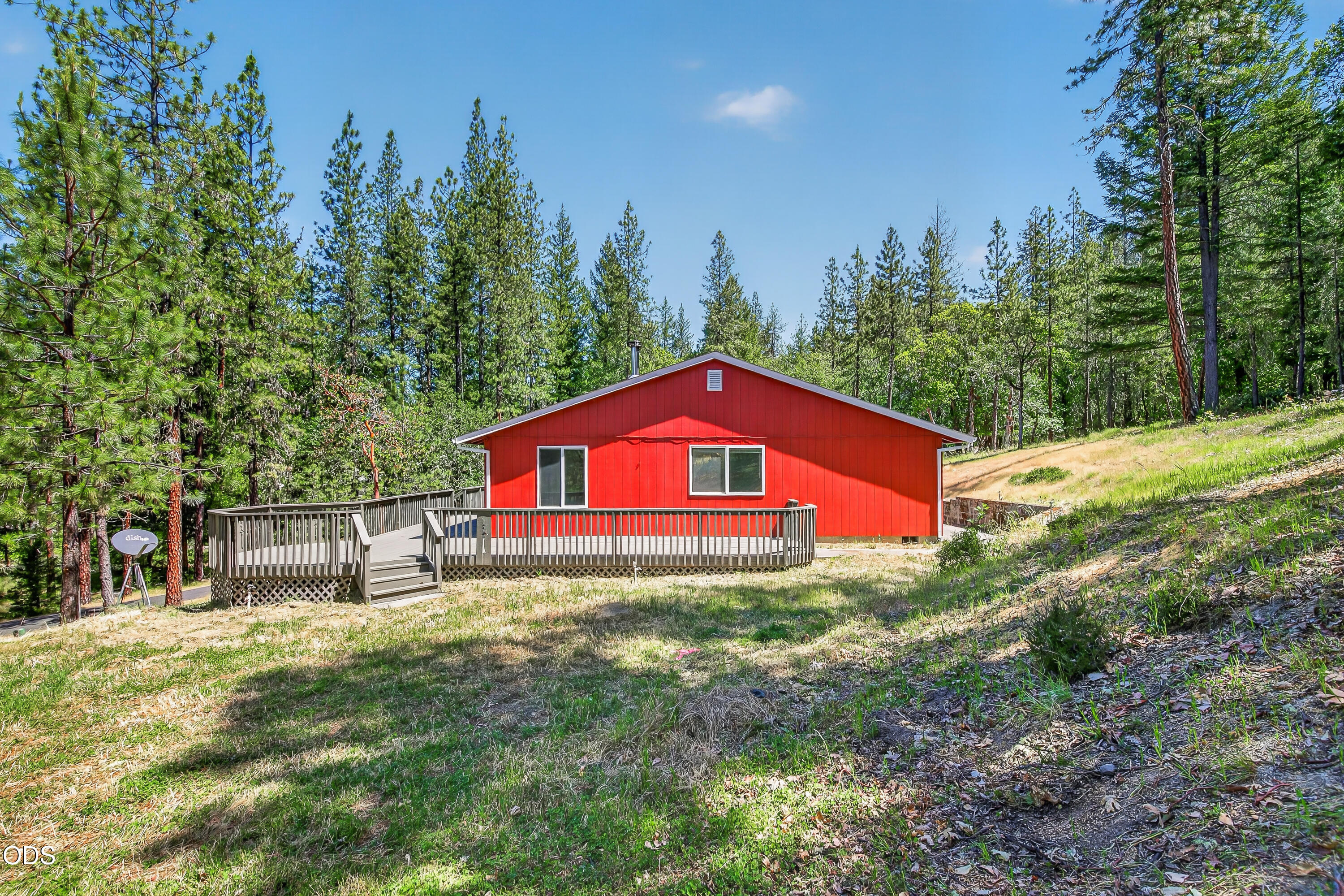 2850 East Evans Creek Road Rogue River, OR 97537 - Photo 14 of 43