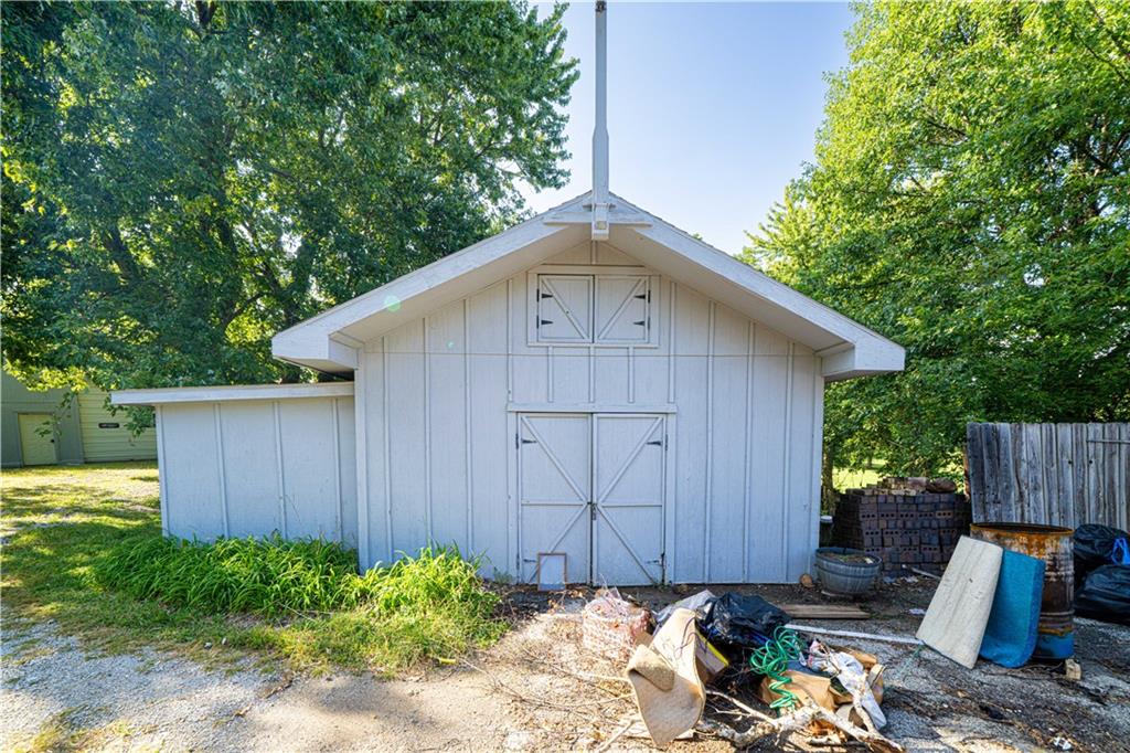 8400 52nd Road Southeast St. Joseph, MO 64507 - Photo 27 of 40 Gallery Image 27