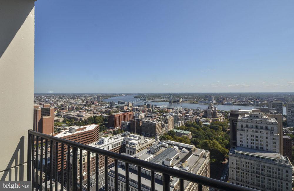 200 West Washington Square, Unit 2B/2BA Philadelphia, PA 19106 - Photo 16 of 33