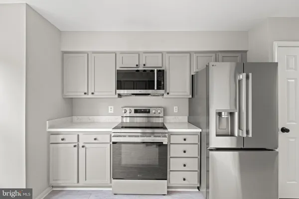 $958,000 | 8405 Hollis Lane, Vienna, VA 22182