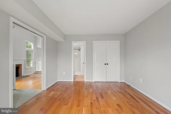 $958,000 | 8405 Hollis Lane, Vienna, VA 22182
