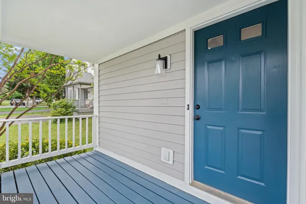 $958,000 | 8405 Hollis Lane, Vienna, VA 22182