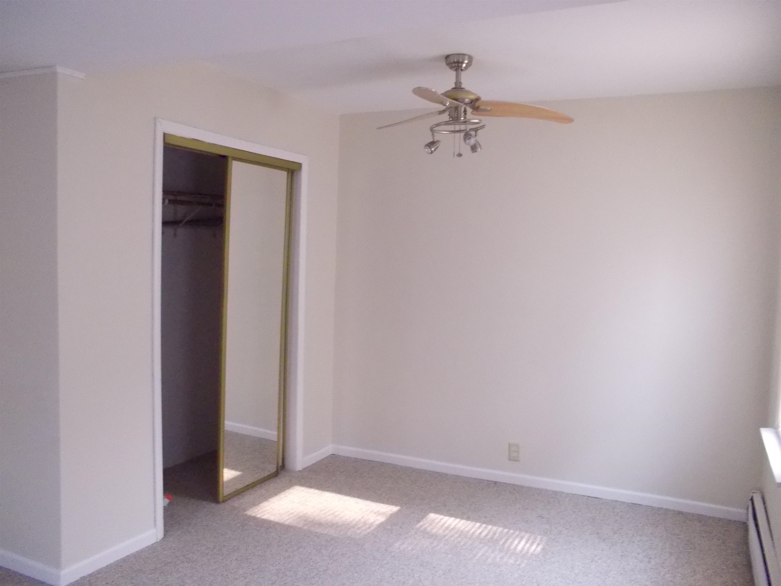 724 Taft Road Rockford, IL 61109 - Photo 13 of 19 wooden floor in an empty room