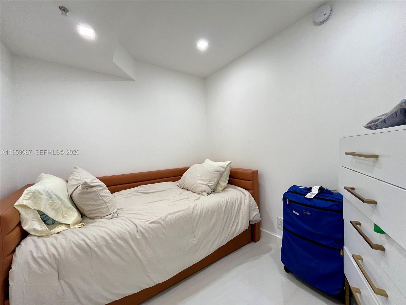 9499 Collins Avenue, Unit 506 Surfside, FL 33154 - Photo 15 of 24