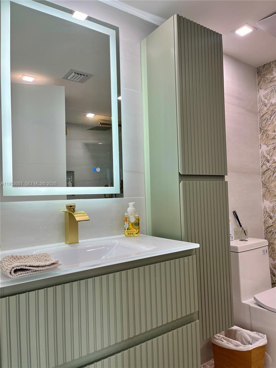 9499 Collins Avenue, Unit 506 Surfside, FL 33154 - Photo 16 of 24