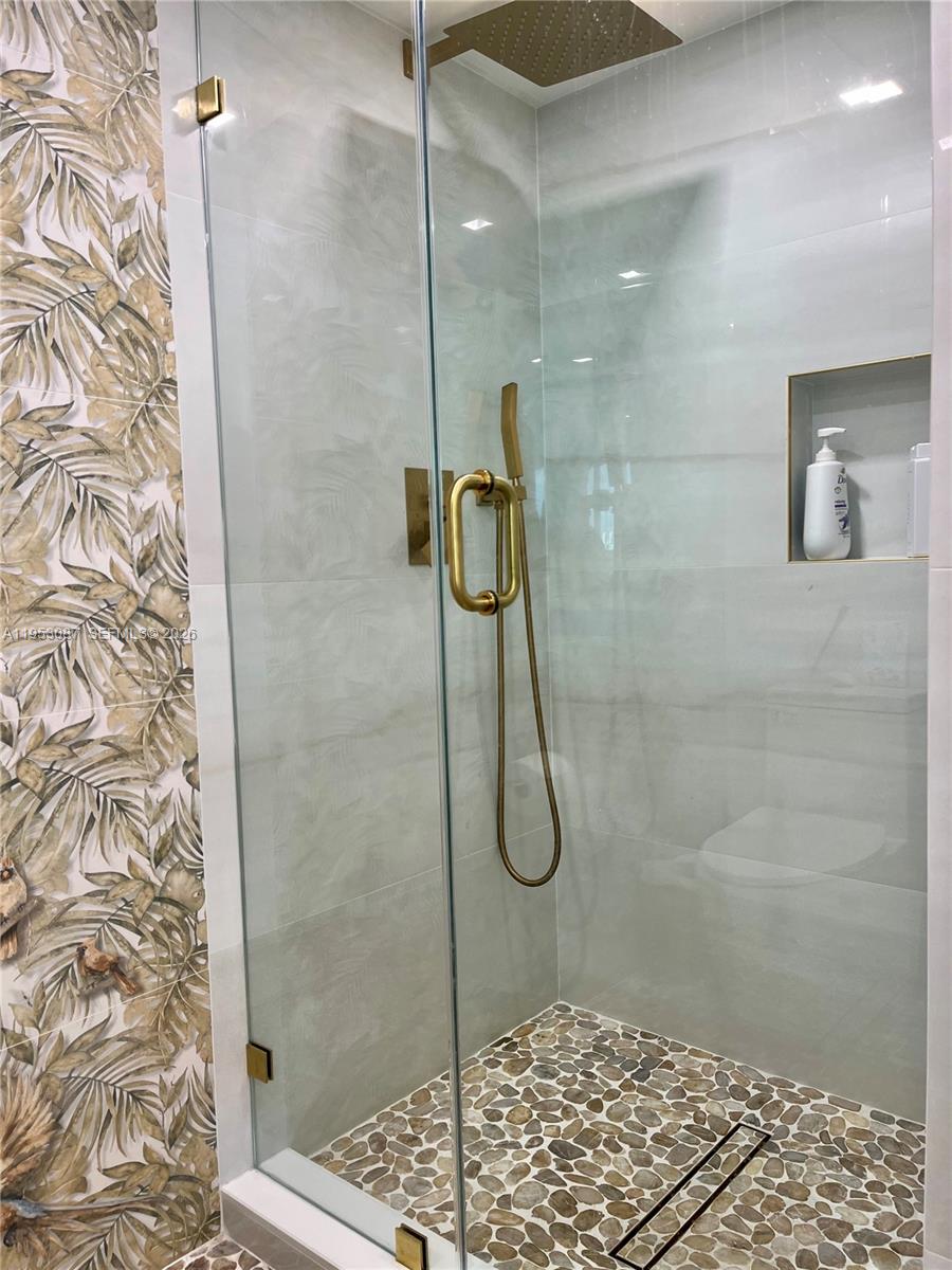 9499 Collins Avenue, Unit 506 Surfside, FL 33154 - Photo 17 of 24