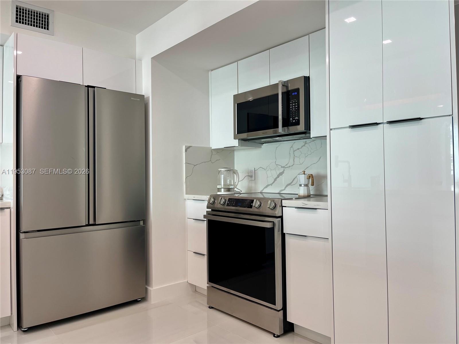 9499 Collins Avenue, Unit 506 Surfside, FL 33154 - Photo 2 of 24