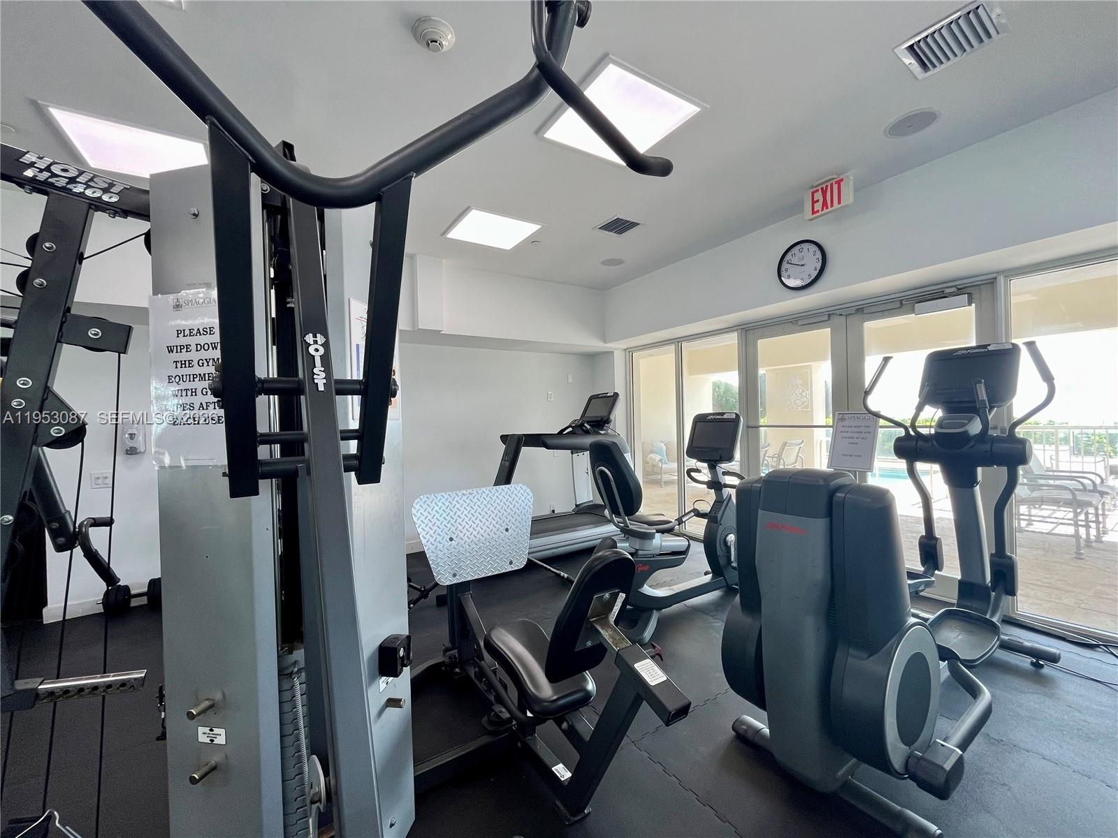 9499 Collins Avenue, Unit 506 Surfside, FL 33154 - Photo 22 of 24