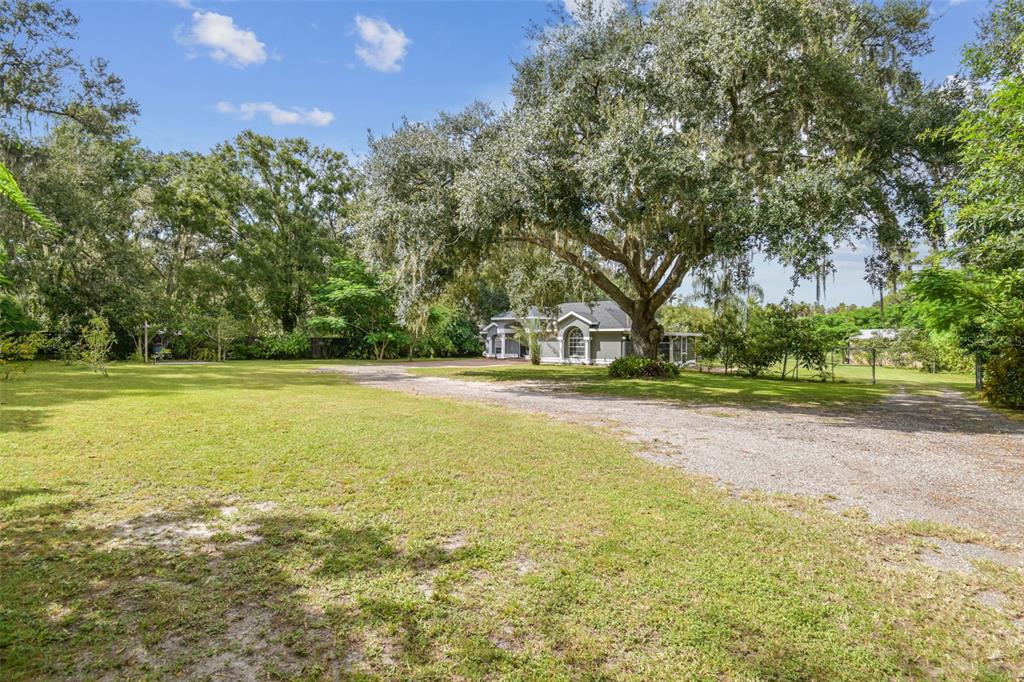 5504 Bruton Road Plant City, FL 33565 - Photo 76 of 96 Gallery Image 76
