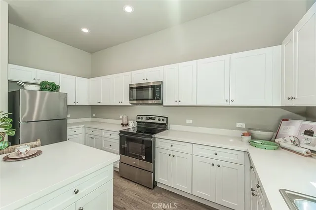 $775,000 | 6008 East Sussex Way, Fresno, CA 93727