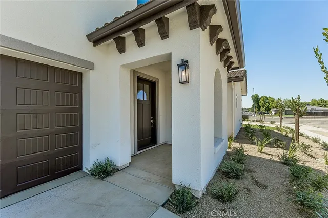 $775,000 | 6008 East Sussex Way, Fresno, CA 93727