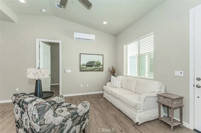 $775,000 | 6008 East Sussex Way, Fresno, CA 93727