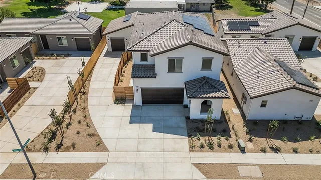 $775,000 | 6008 East Sussex Way, Fresno, CA 93727