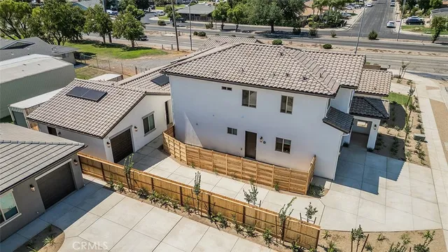 $775,000 | 6008 East Sussex Way, Fresno, CA 93727