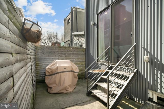 $500,000 | 1235 East Colona Street, Philadelphia, PA 19125