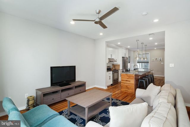 $500,000 | 1235 East Colona Street, Philadelphia, PA 19125