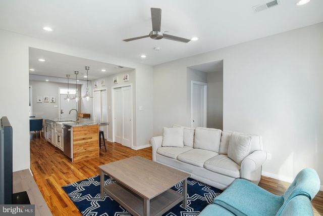 $500,000 | 1235 East Colona Street, Philadelphia, PA 19125