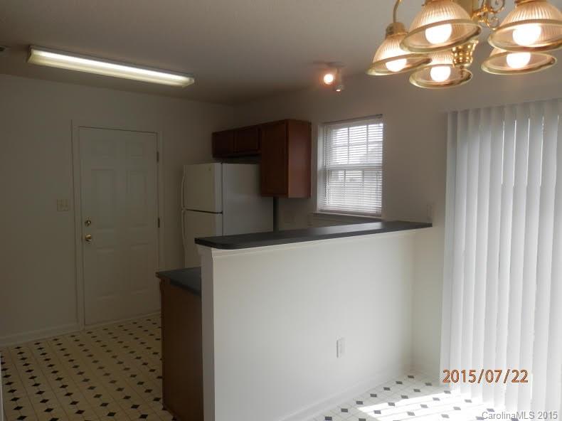 3000 Fairglen Road Charlotte, NC 28269 - Photo 3 of 12 Gallery Image 3