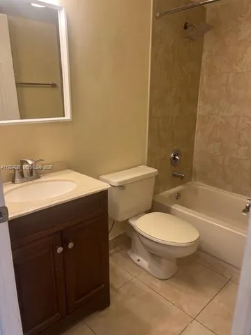 $2,600 | 8810 Southwest 123rd Court, Unit M201, Miami, FL 33186