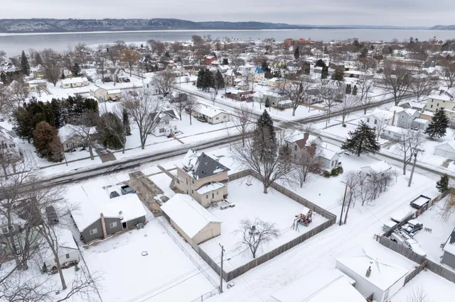 $298,900 | 507 North Garden Street, Lake City, MN 55041