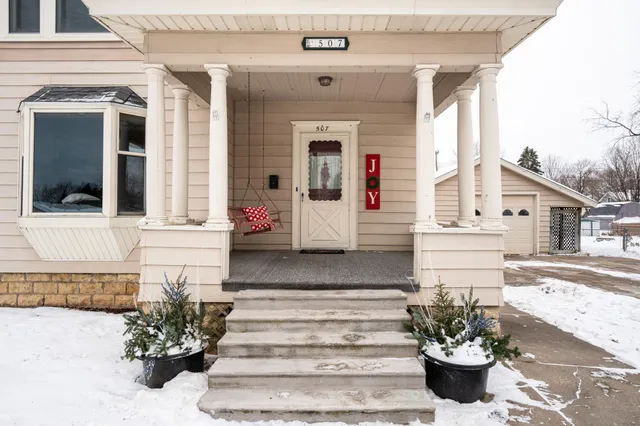 $298,900 | 507 North Garden Street, Lake City, MN 55041