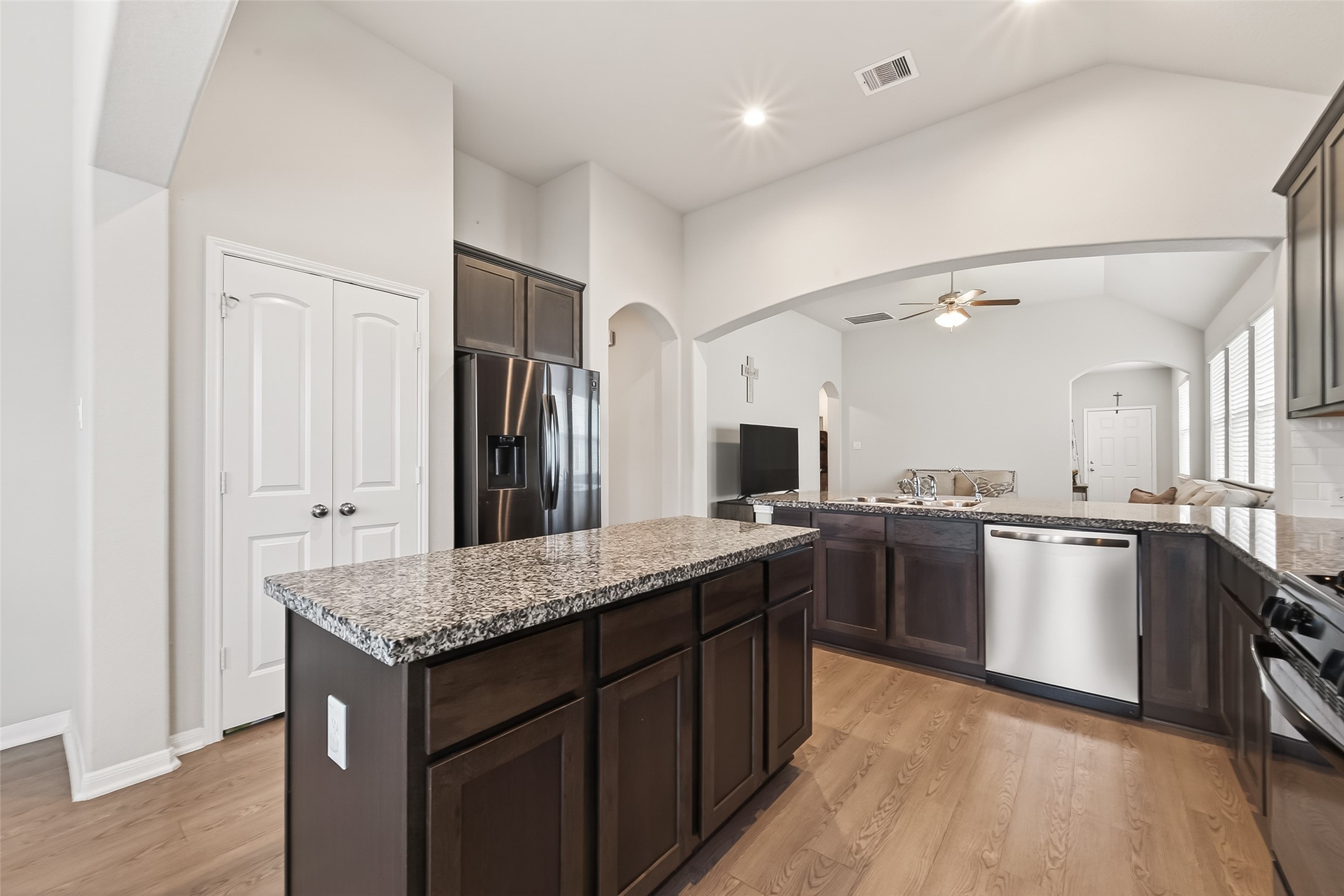 6027 Prince Place Drive Rosenberg, TX 77471 - Photo 13 of 32