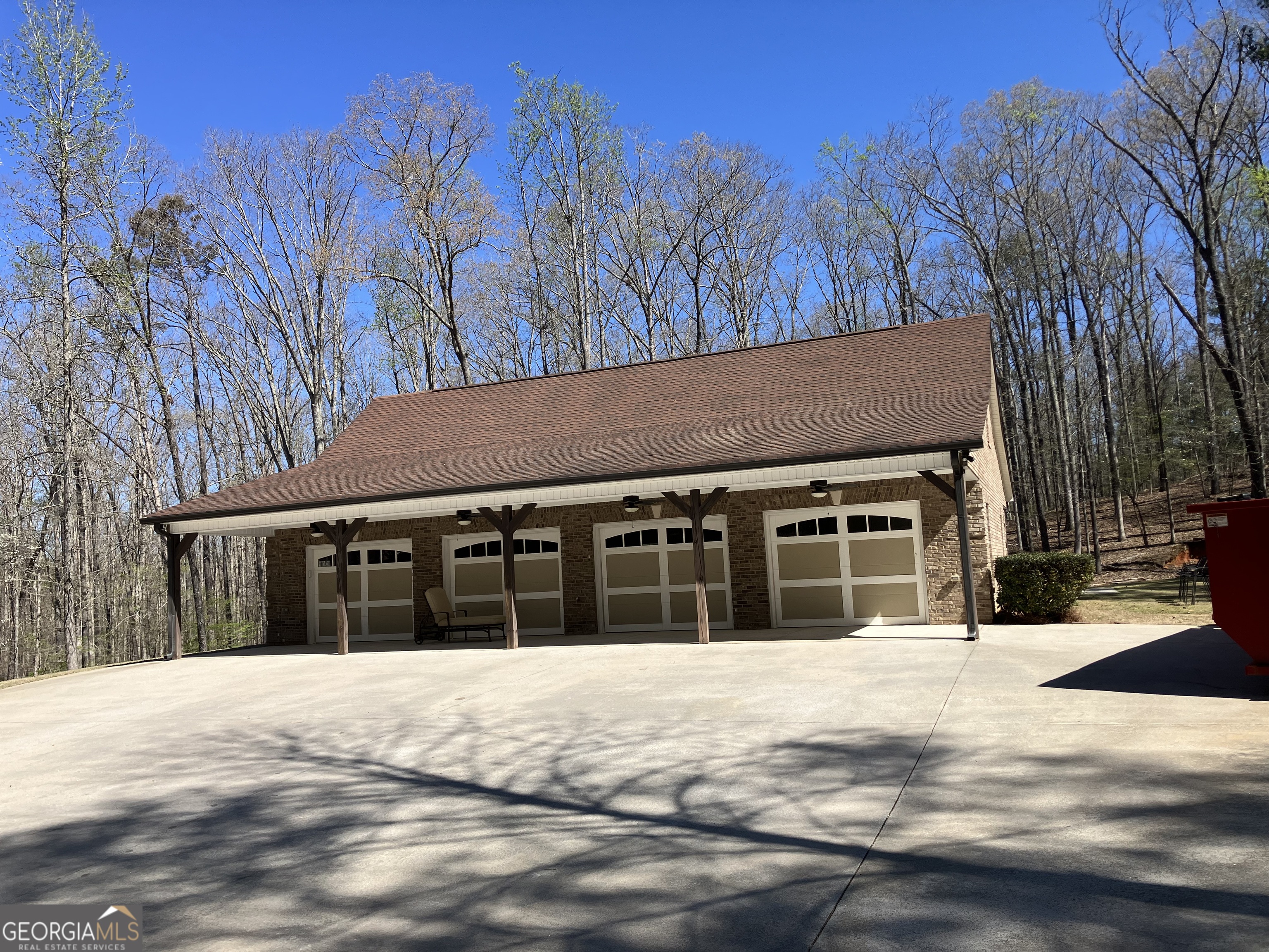 5039 Liberty Road Villa Rica, GA 30180 - Photo 10 of 72 1 single drive thru door in the rear