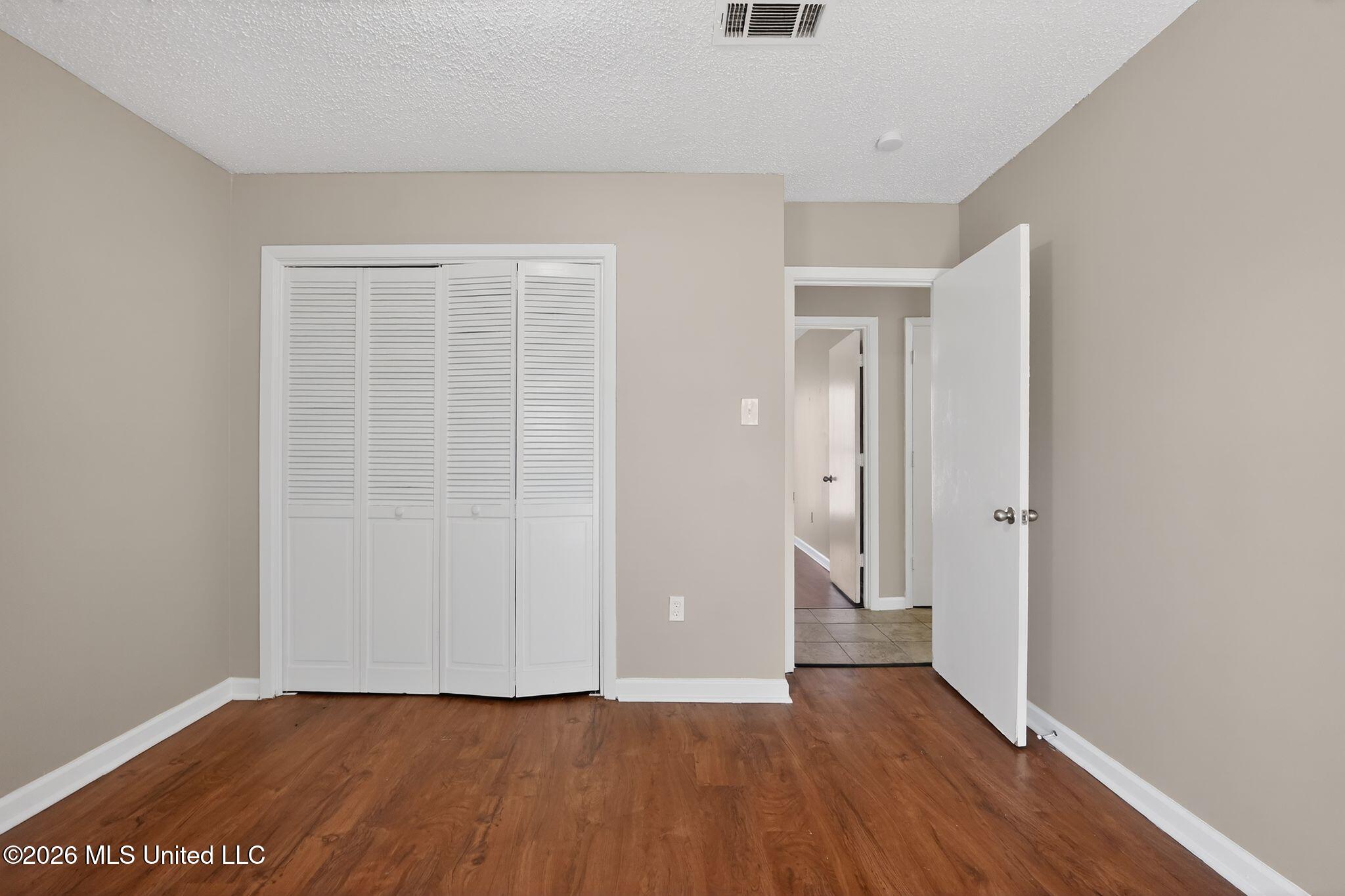 5857 Cypress Trail Jackson, MS 39211 - Photo 31 of 47 31_5857_Cypress_Trail_Jackson_MS_39211-B