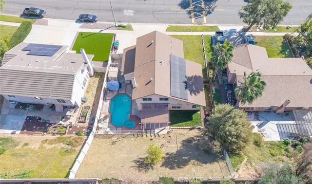 $810,000 | 974 Nottingham Drive, Corona, CA 92878