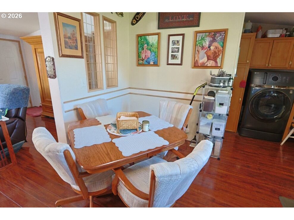 631 2nd Avenue Powers, OR 97466 - Photo 9 of 22