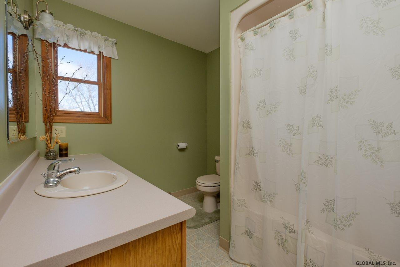 441 Russell Road Albany, NY 12203 - Photo 9 of 25 Photo 9